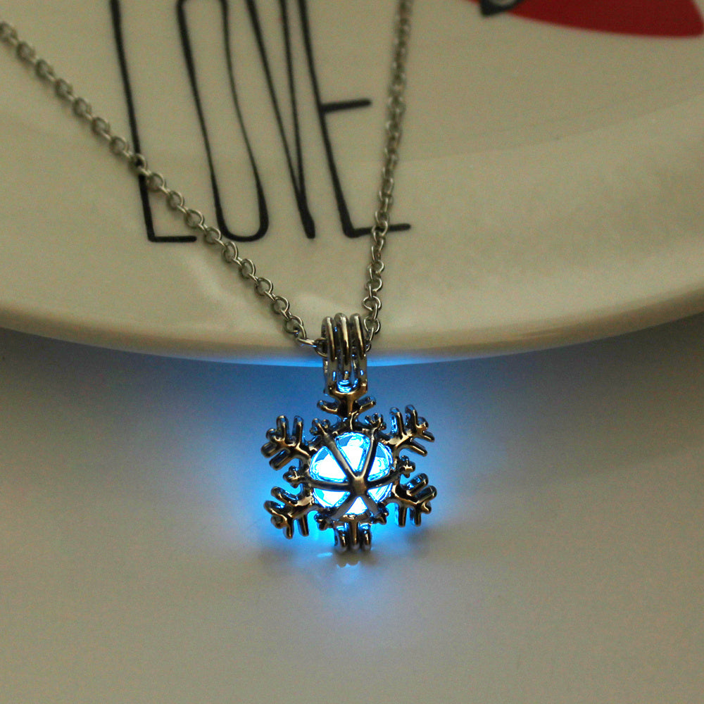 Luminary | Snowflake necklace