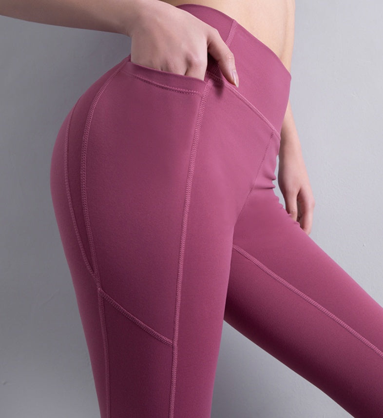 Nylon | Activewear with pockets