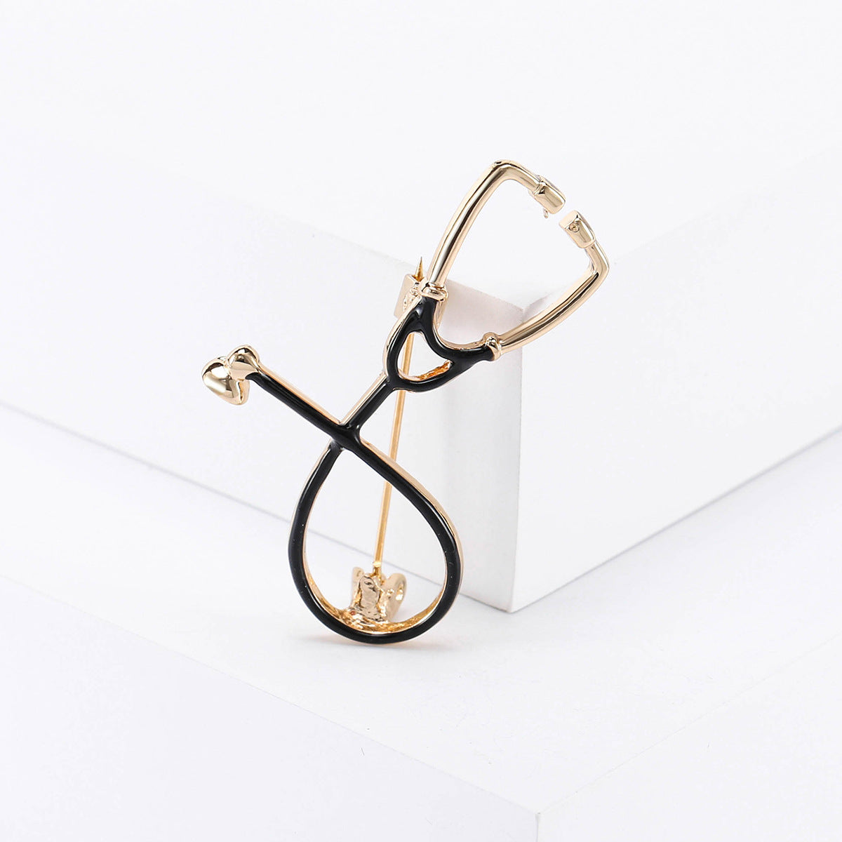 Charms | Stethoscope Brooch