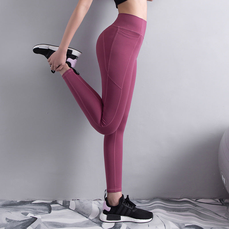 Nylon | Activewear with pockets