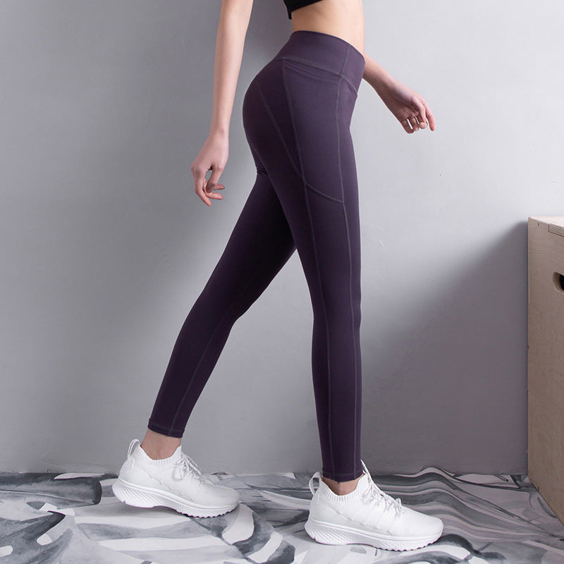 Nylon | Activewear with pockets