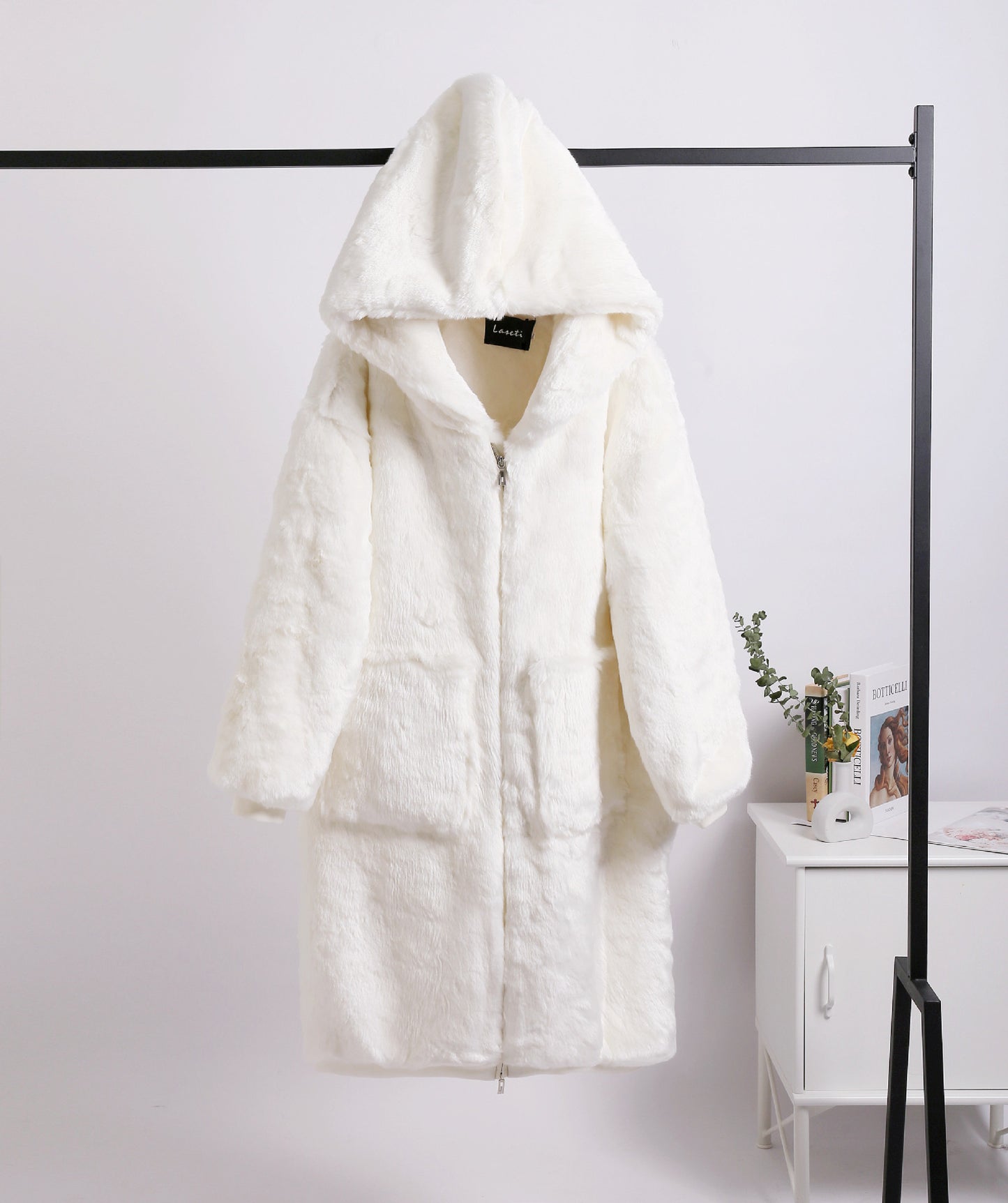 Plush | Hoodie