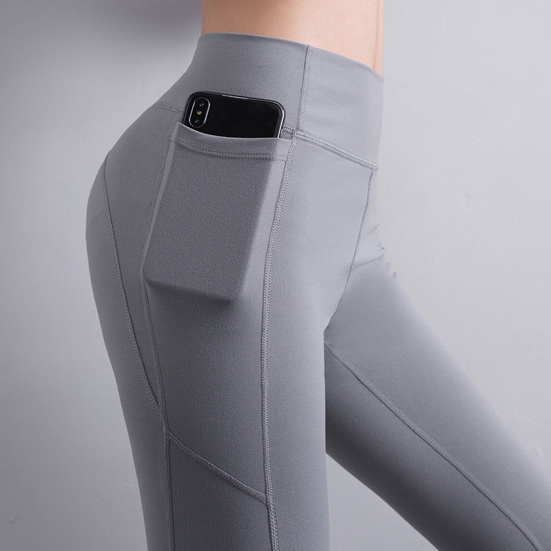 Nylon | Activewear with pockets