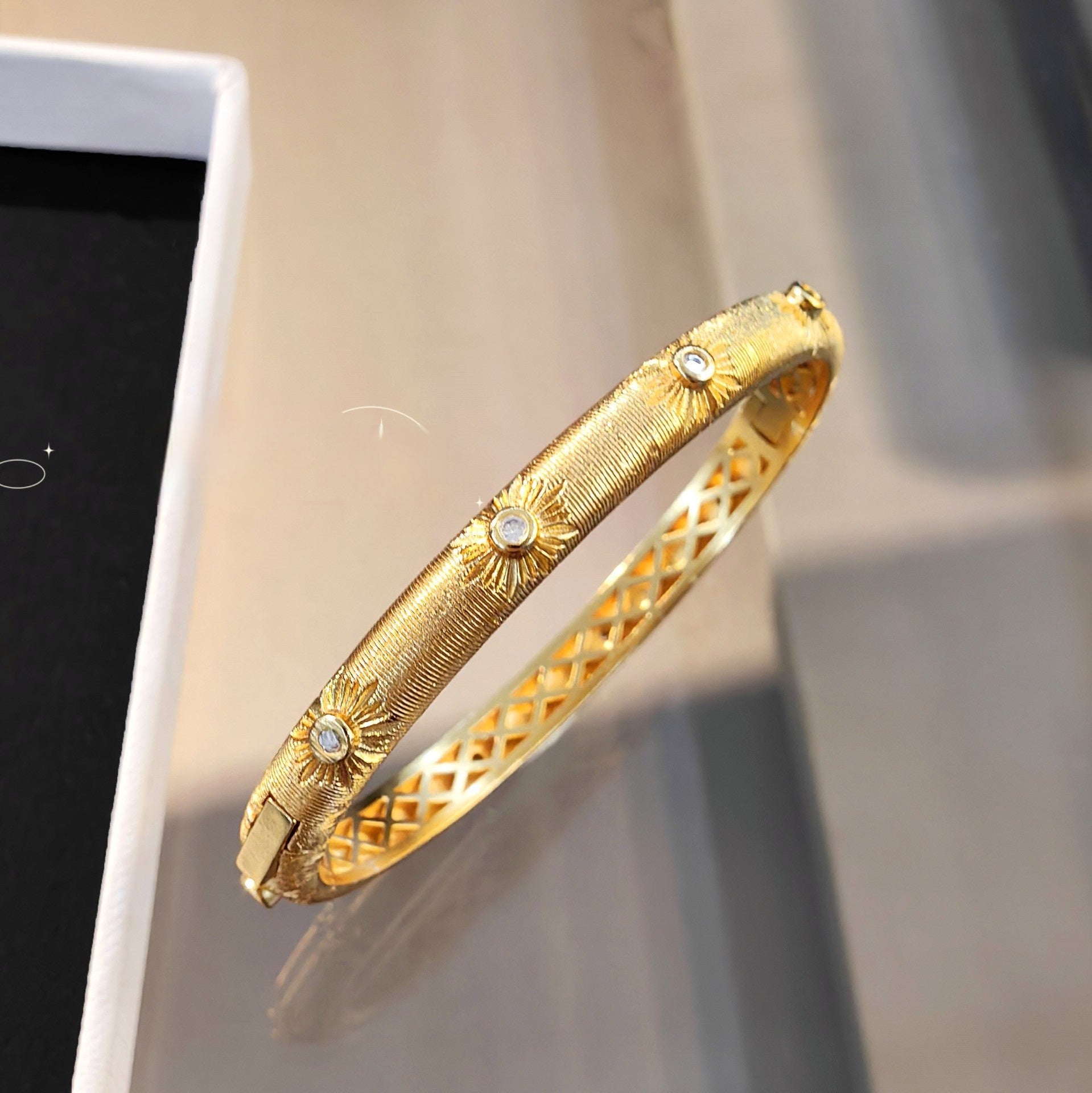 Gold bracelet