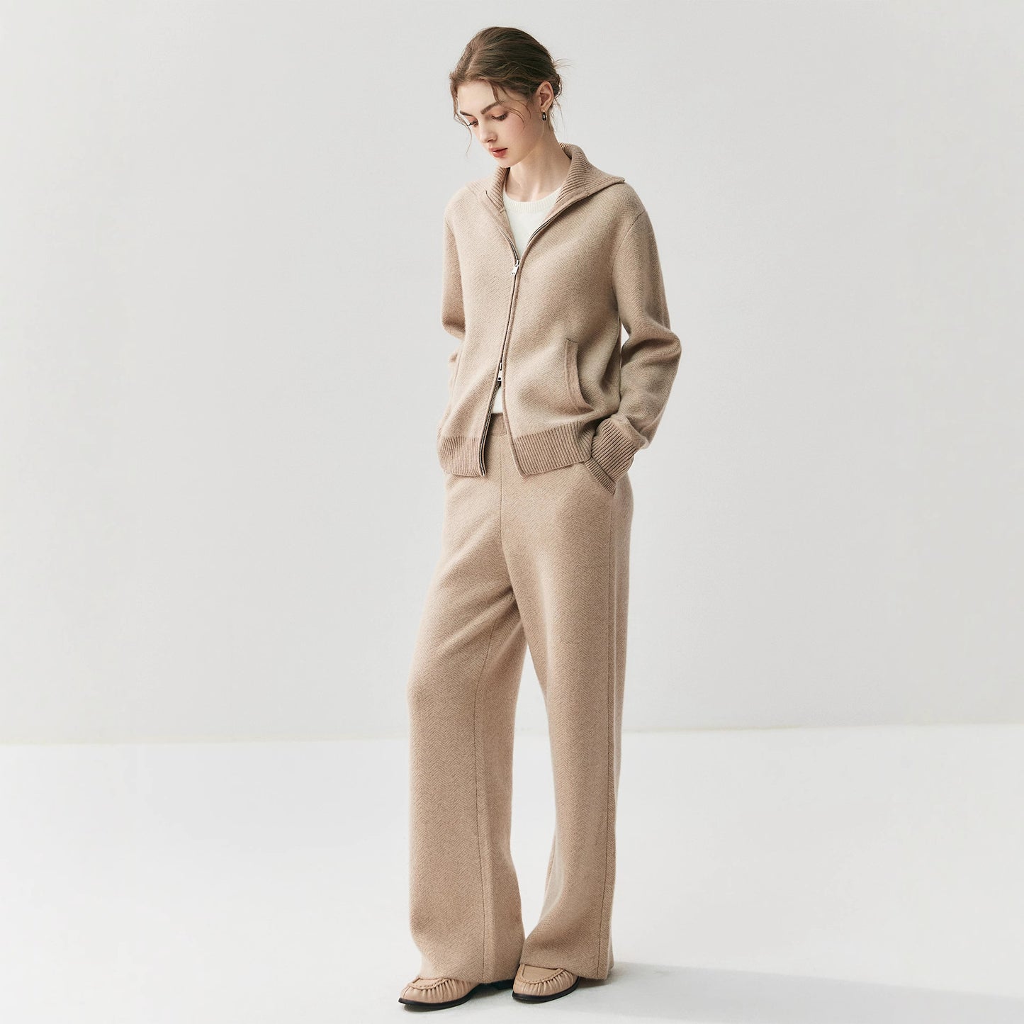 beige cashmere set
