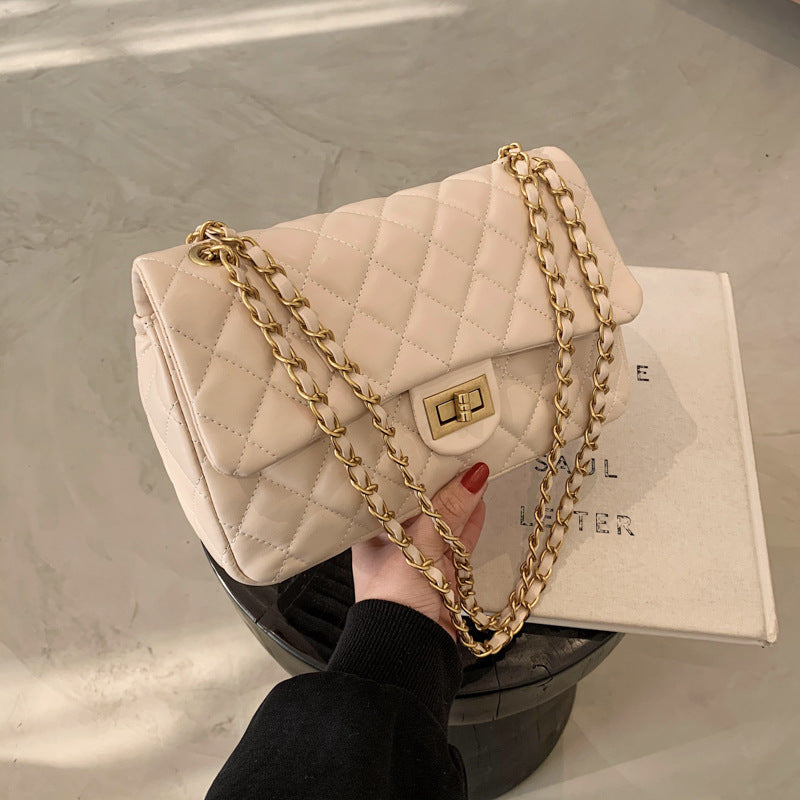 vintage beige purse