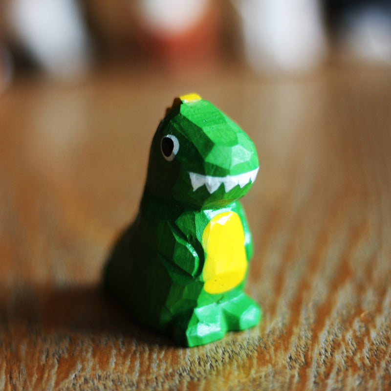 dino woodcarving