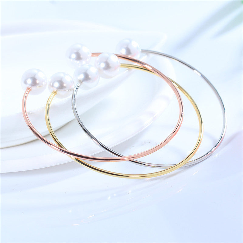 pearl bracelets
