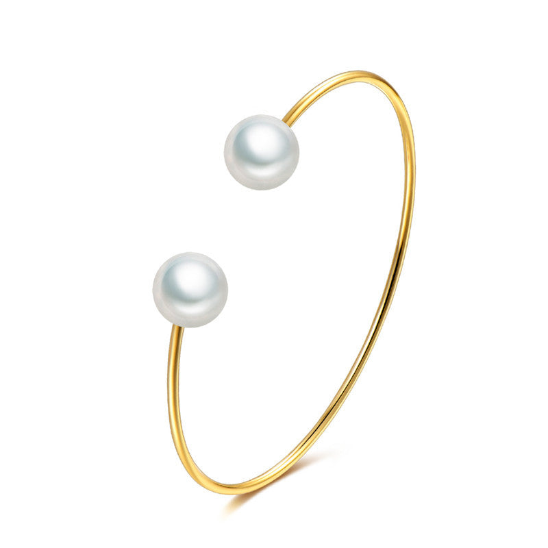 pearl bracelet