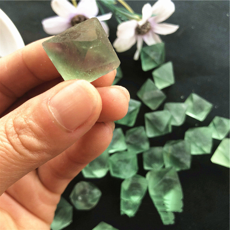 natural fluorite ore