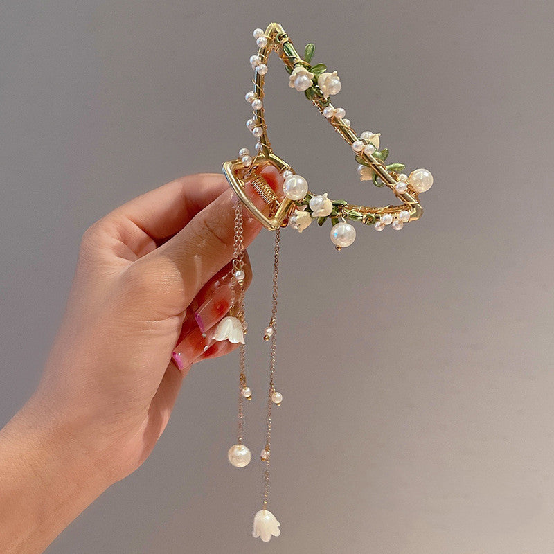 pearl claw clip